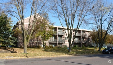 The Maverick Apartments - Maverick Apartments