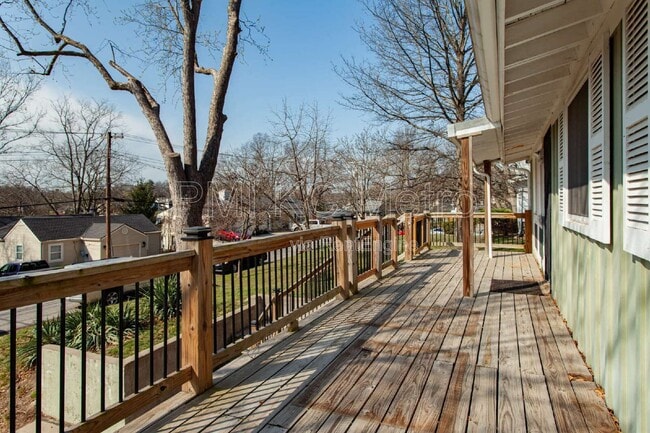 Building Photo - 71 Dockside Dr