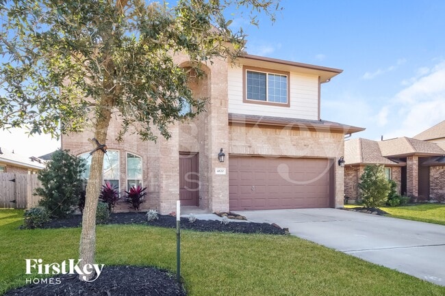 Building Photo - 4820 La Piedra Ln