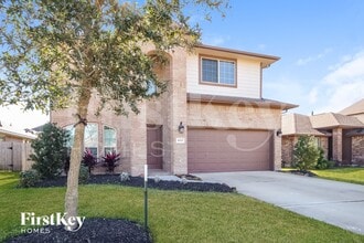 Building Photo - 4820 La Piedra Ln