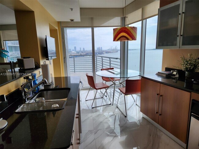 Building Photo - 325 S Biscayne Blvd