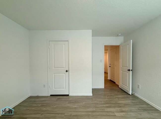Building Photo - 5506 Basil Chase