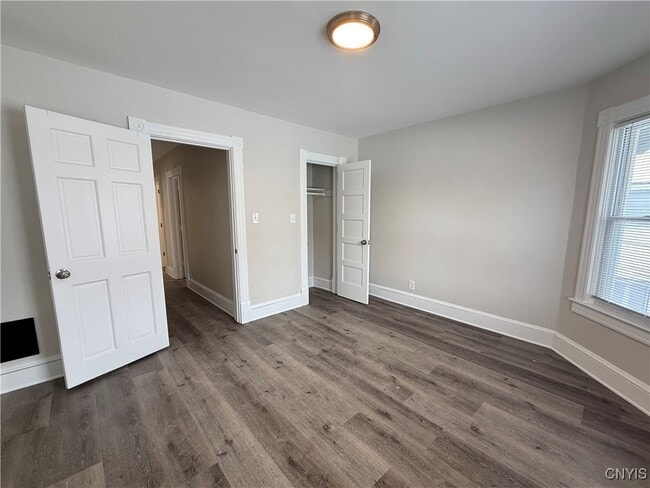 Building Photo - 213 W Main St