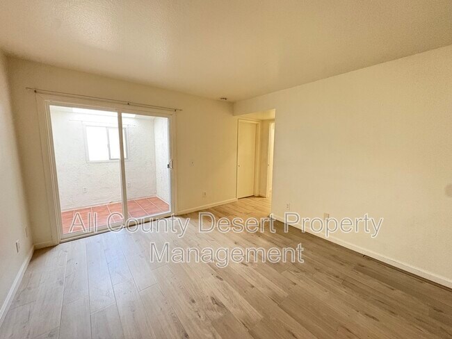 Building Photo - 33687 Whispering Palms Trail