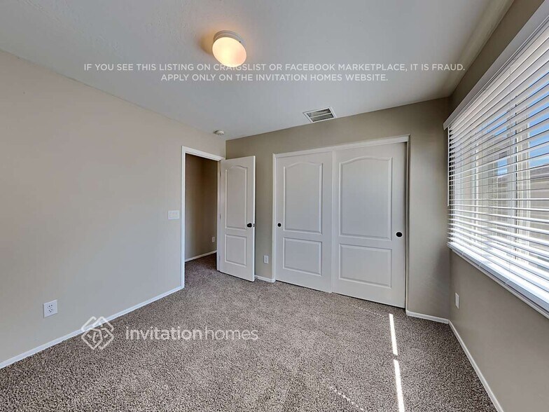 Building Photo - 3723 N 292nd Dr