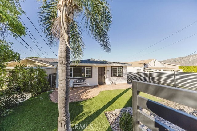 Building Photo - 10431 Las Lunitas Ave