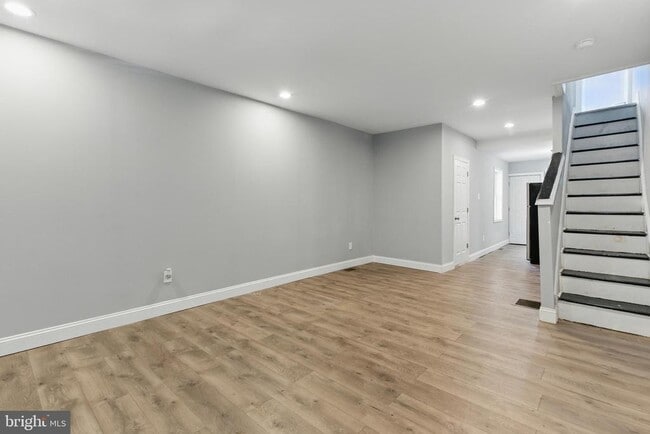 Building Photo - 937 N 45th St