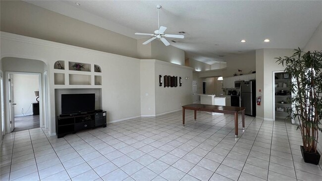 Building Photo - 16644 Fresh Meadow Dr