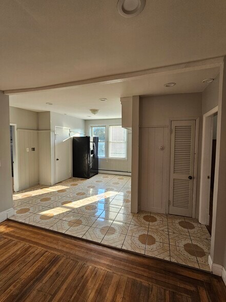 Building Photo - 91 Berkshire St