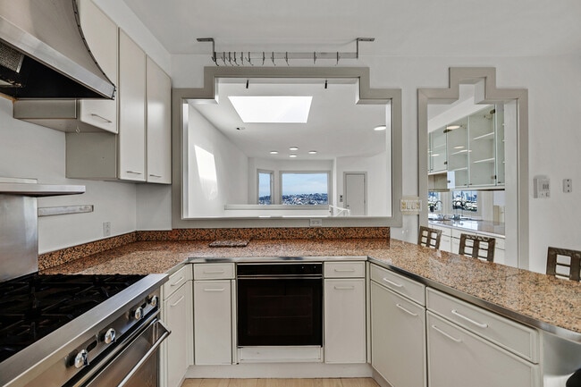 Building Photo - 50 Laidley St
