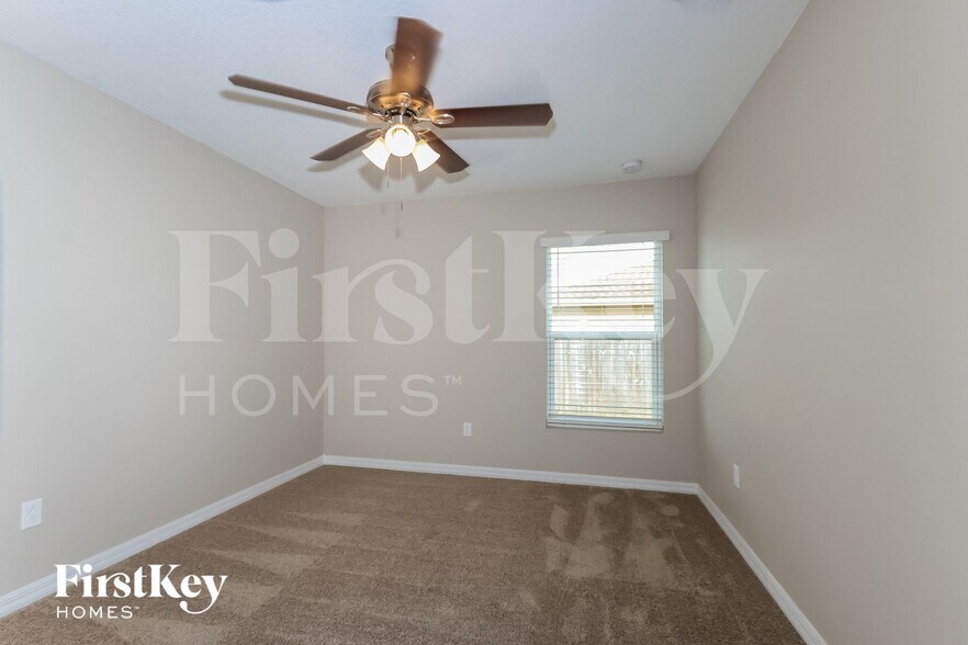 Building Photo - 2158 SW Algiers St