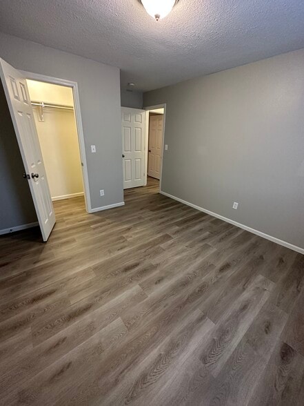 Building Photo - 812 Wix Ln
