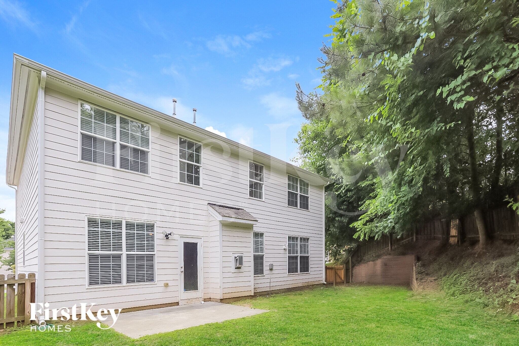 Building Photo - 1104 Washhouse Ln