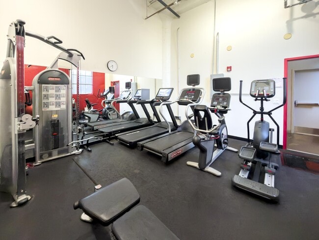 Building Photo - 420 San Pedro St