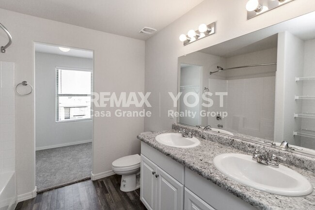 Building Photo - Huge move in special! 1/2 off the first months rent