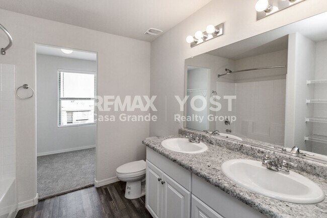 Building Photo - Spacious Two-Story Home with Den & Private Backyard