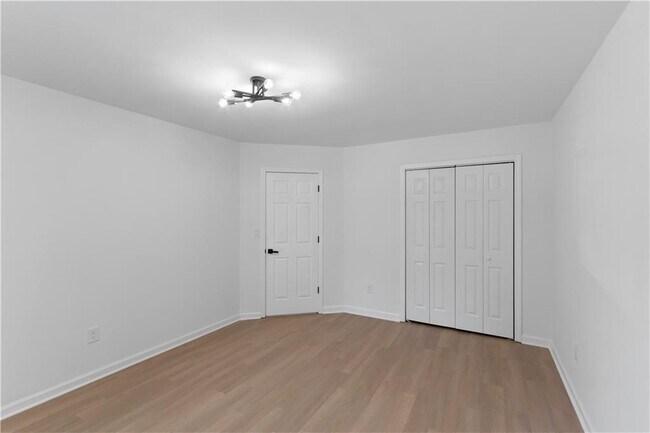 Building Photo - 3412 Camens Ct NE