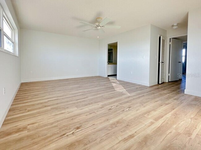Building Photo - 3640 Ironwood Cir