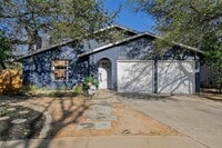 Building Photo - 11010 Prairie Dove Cir