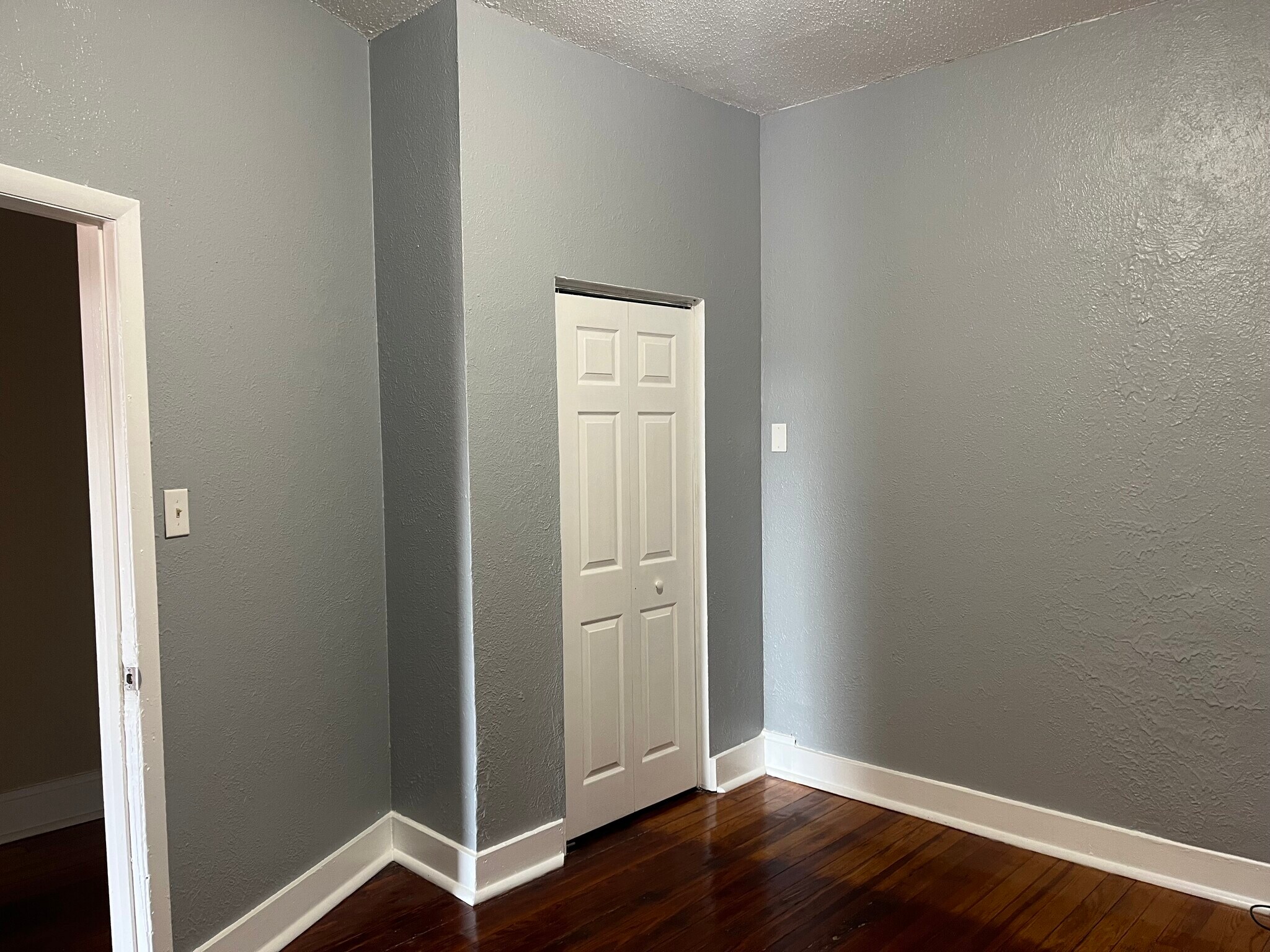 Middle Bedroom/office - 2730 Ann Ave