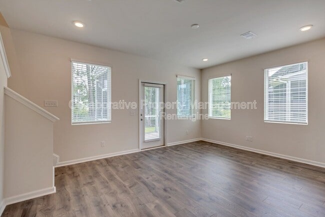 Building Photo - 133 Congo Ct