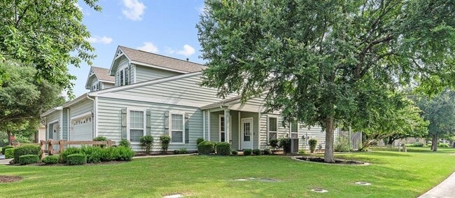 Building Photo - 109 Providence St