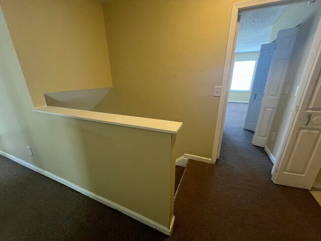 Building Photo - 1464 Ruger Dr