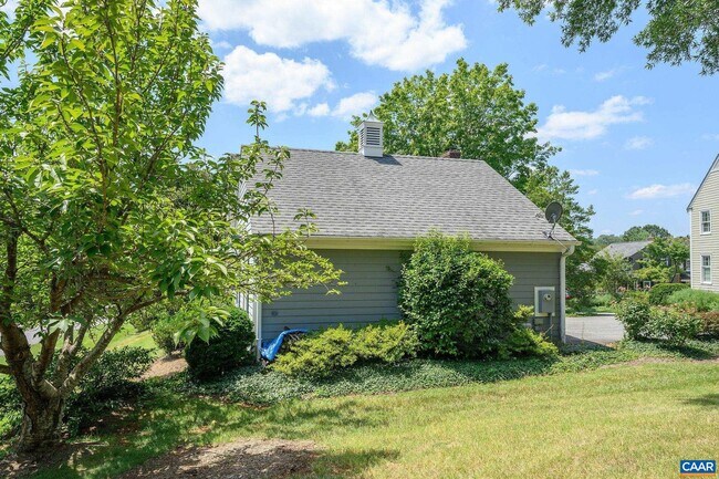 Building Photo - 505 Kellogg Dr