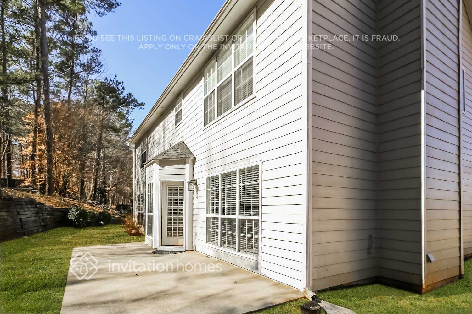 Building Photo - 1490 Highland Farm Dr