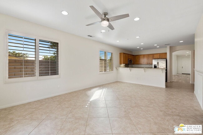 Building Photo - 82011 Deniro Ct