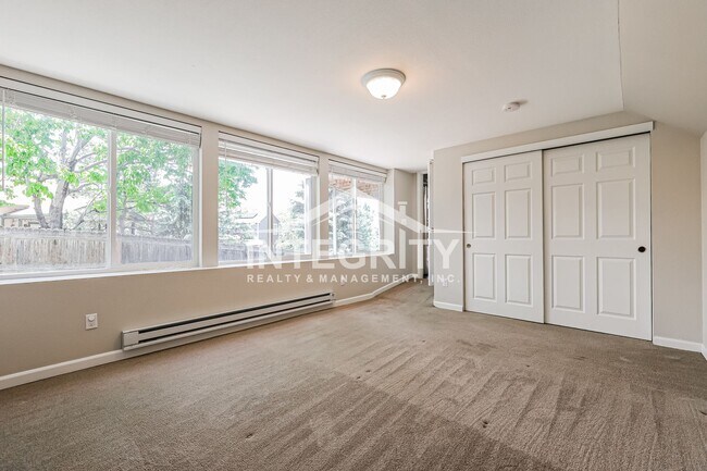 Building Photo - 11536 Briarwood Ln