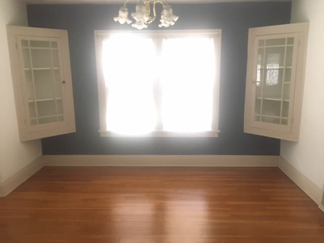 Building Photo - 3132 Meadowbrook Blvd