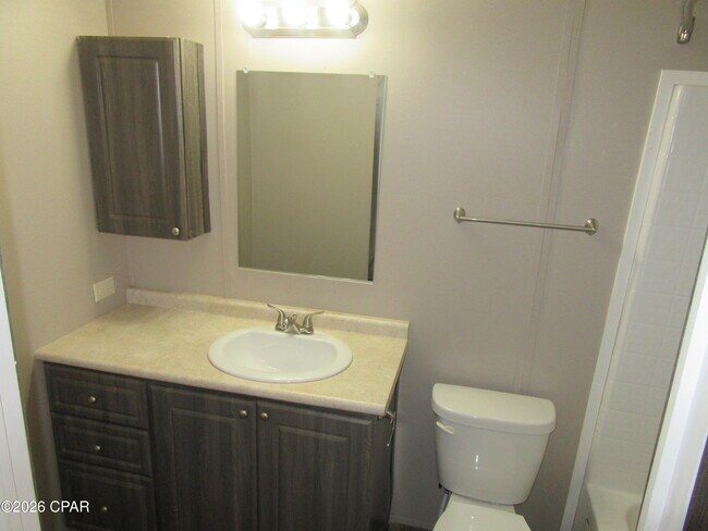 Building Photo - 4905 Alameda St