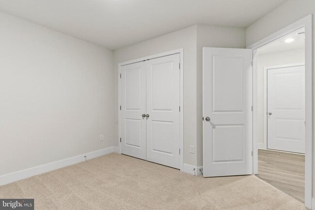 Building Photo - 5217 Water Lily Wy