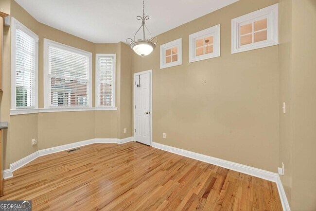 Building Photo - 1222 Creekside Pl SE