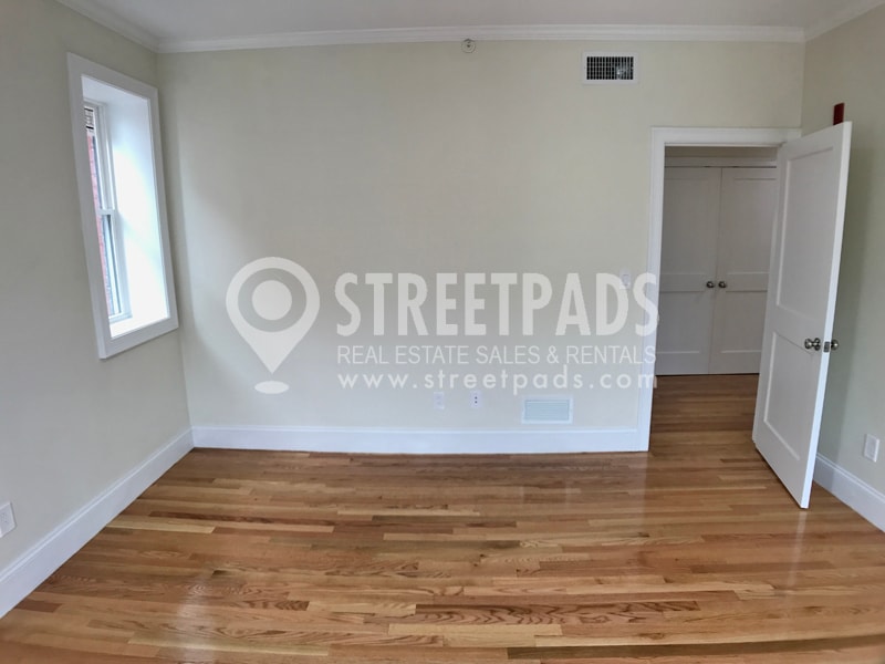 Building Photo - 201 Harvard Ave