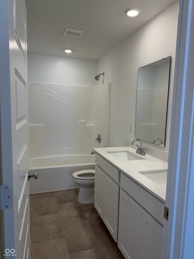 Building Photo - 411 W Michigan St