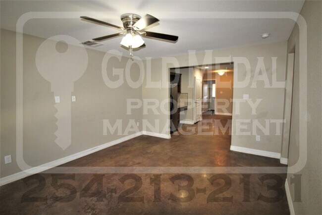 Building Photo - 1017 S 9th St