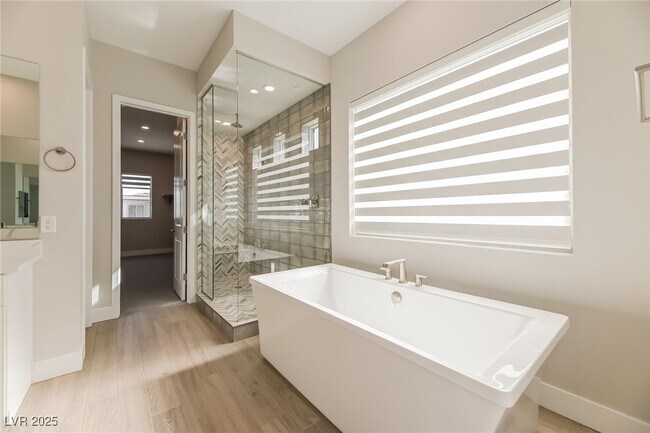 Building Photo - 5073 Slatestone St