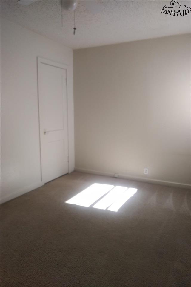 Building Photo - 3020 Stearns Ave