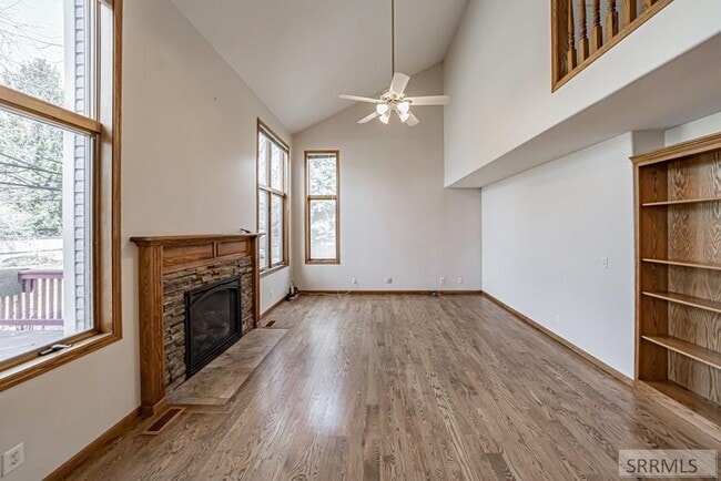 Building Photo - Sunnybrook