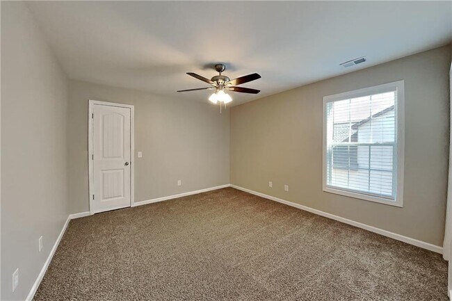 Building Photo - 4015 Brightmore Dr