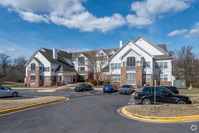 Primary - Greenbelt Lake Village