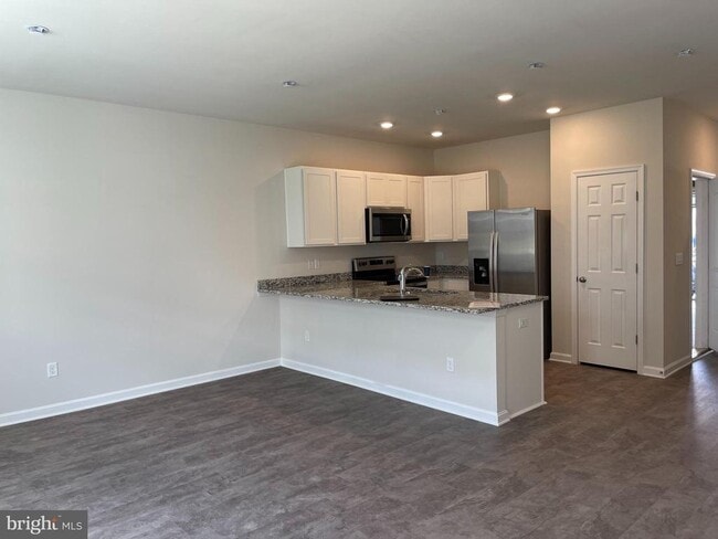 Building Photo - 218 Allison Dr