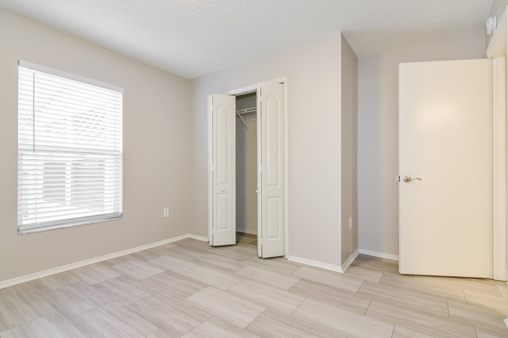 Building Photo - 26808 Haverhill Dr