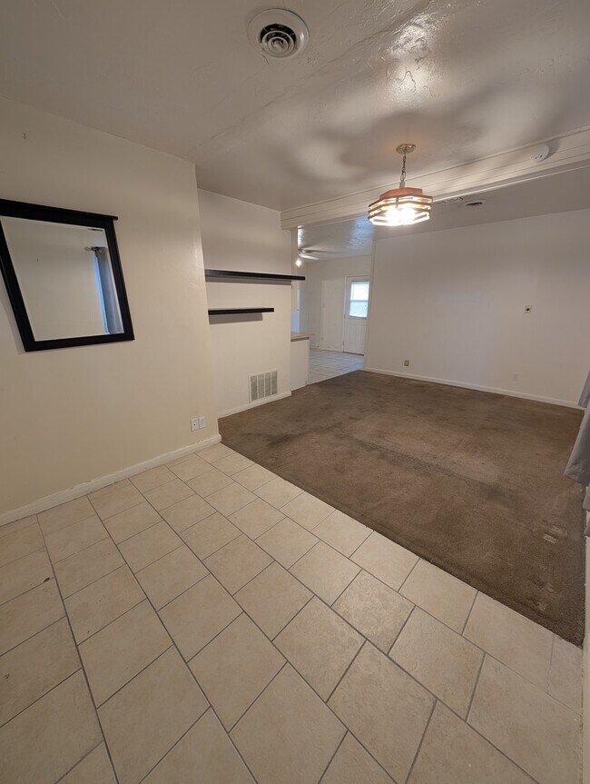 Building Photo - 113 W 600 N