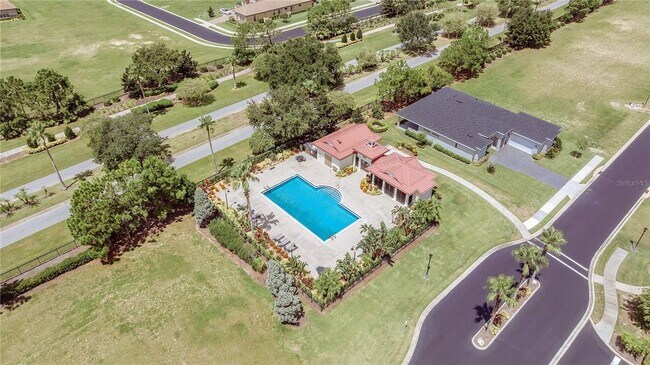 Building Photo - 156 Caladium Ave