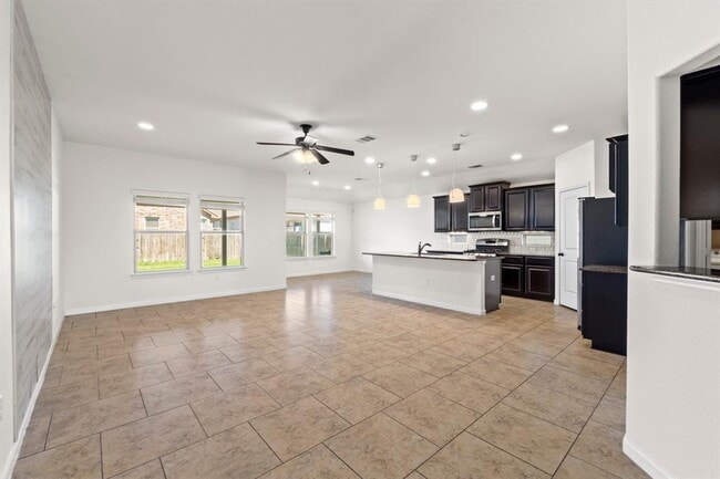 Building Photo - 2317 Billy Pat Rd