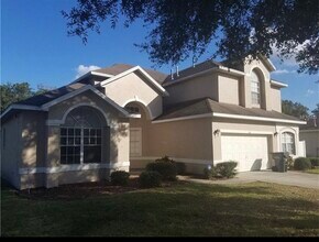 Building Photo - 468 Pinewood Dr
