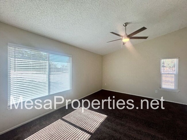 Building Photo - 12550 Kristina Ct